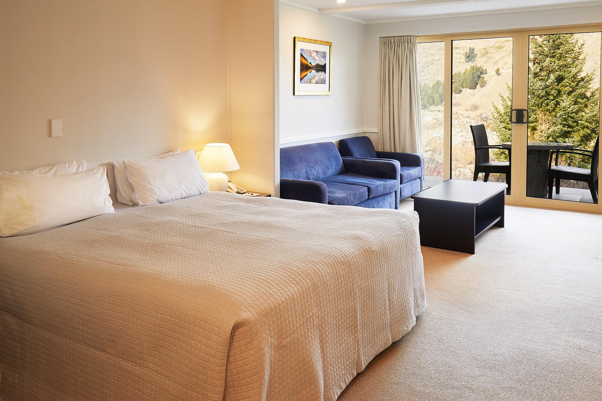 Nugget Point Hotel Queenstown
