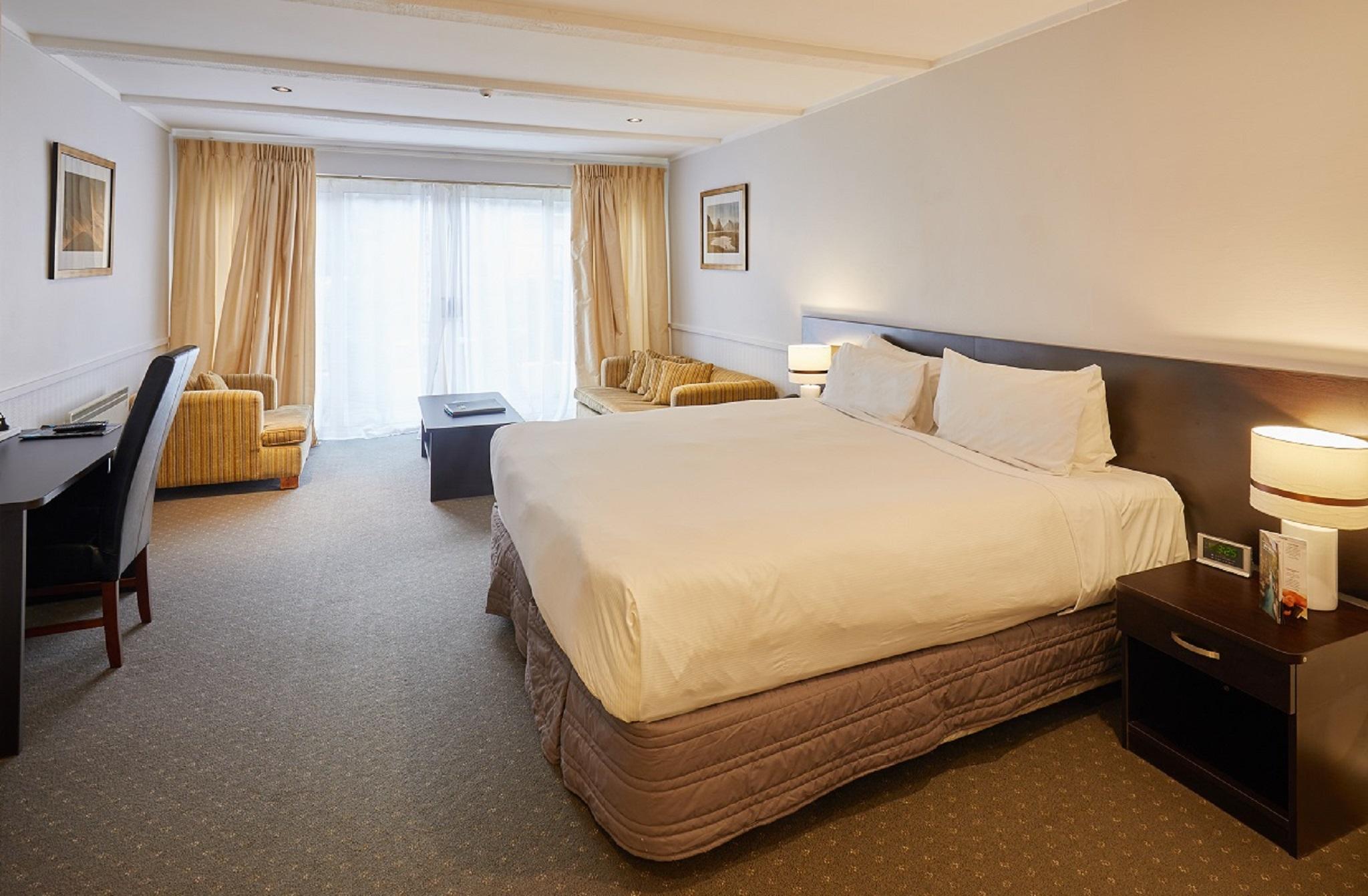 Nugget Point Hotel 4*